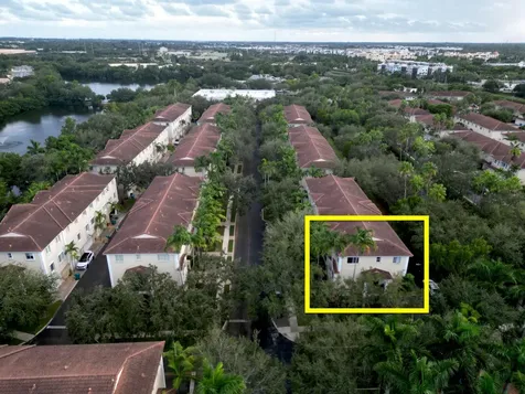 2850 S Oasis Drive Boynton Beach FL 33426