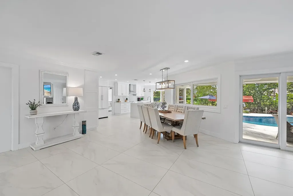 9524 SE Cove Point Street Jupiter FL 33469