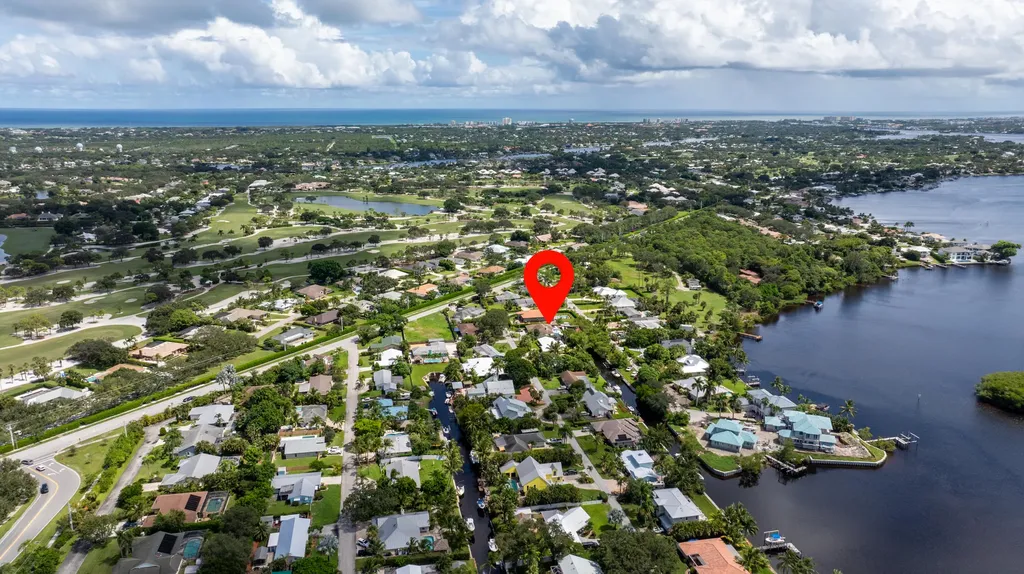 9524 SE Cove Point Street Jupiter FL 33469