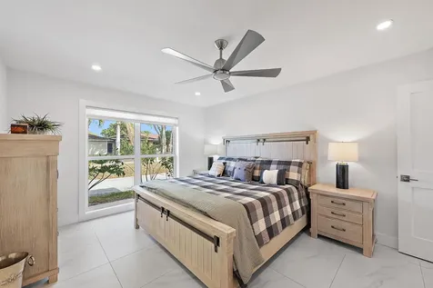 9524 SE Cove Point Street Jupiter FL 33469