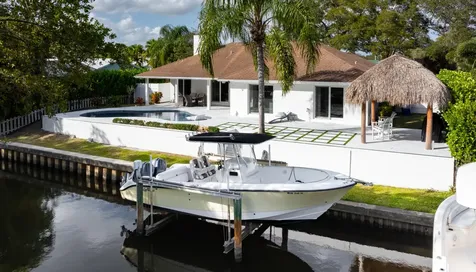 9524 SE Cove Point Street Jupiter FL 33469