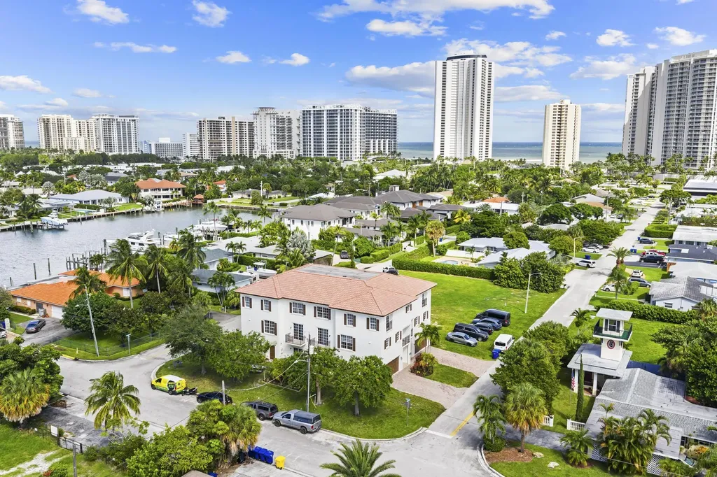 1100 Cabana Road West Palm Beach FL 33404