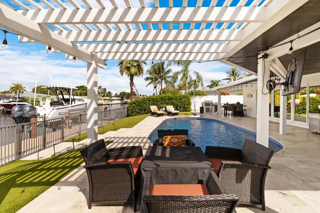 291 SE 5th Avenue Pompano Beach FL 33060