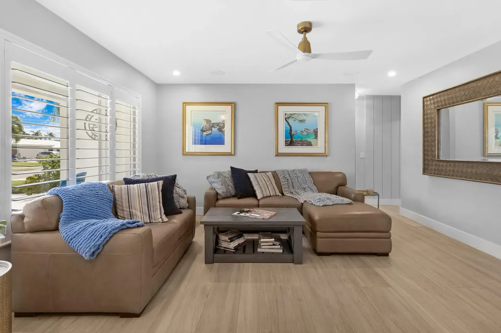 291 SE 5th Avenue Pompano Beach FL 33060