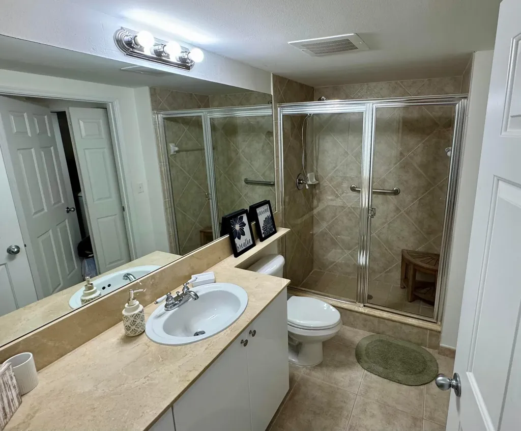 625 Casa Loma Boulevard Boynton Beach FL 33435