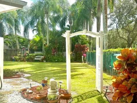 21535 Woodchuck Court Boca Raton FL 33428