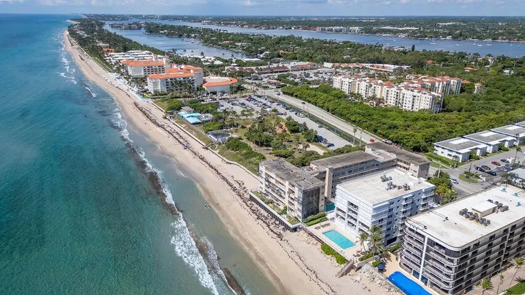 4200 S Ocean Boulevard South Palm Beach FL 33480
