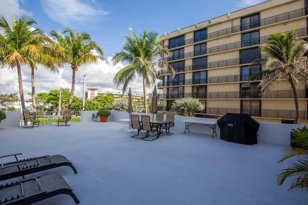 4200 S Ocean Boulevard South Palm Beach FL 33480