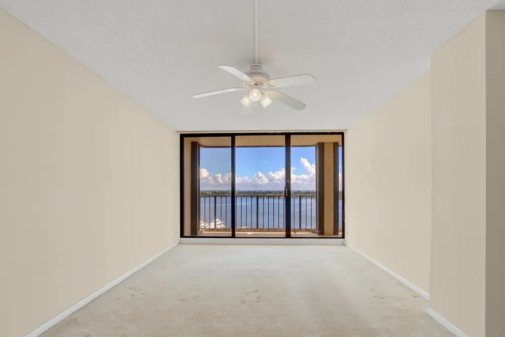 132 Lakeshore Drive North Palm Beach FL 33408