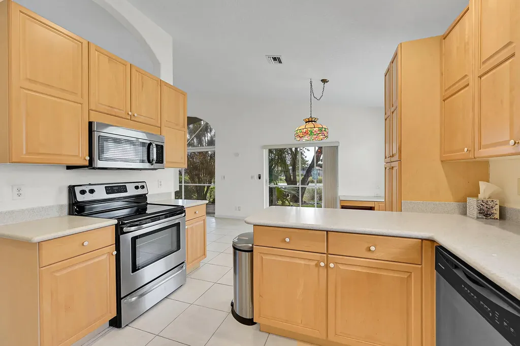 10382 Utopia Circle E Boynton Beach FL 33437