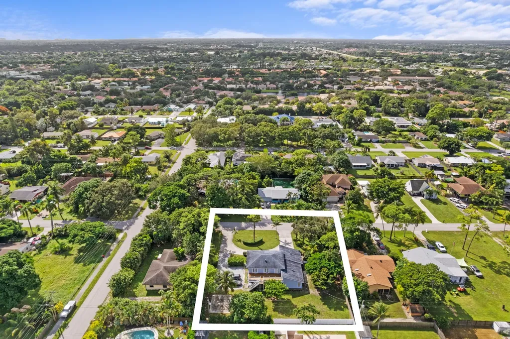 5285 Sunrise Boulevard Delray Beach FL 33484