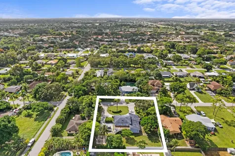 5285 Sunrise Boulevard Delray Beach FL 33484