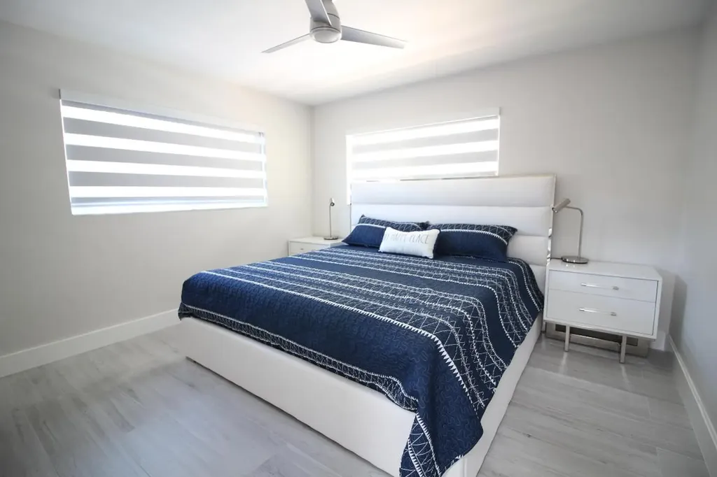 2548 SE 14th Street E Pompano Beach FL 33062