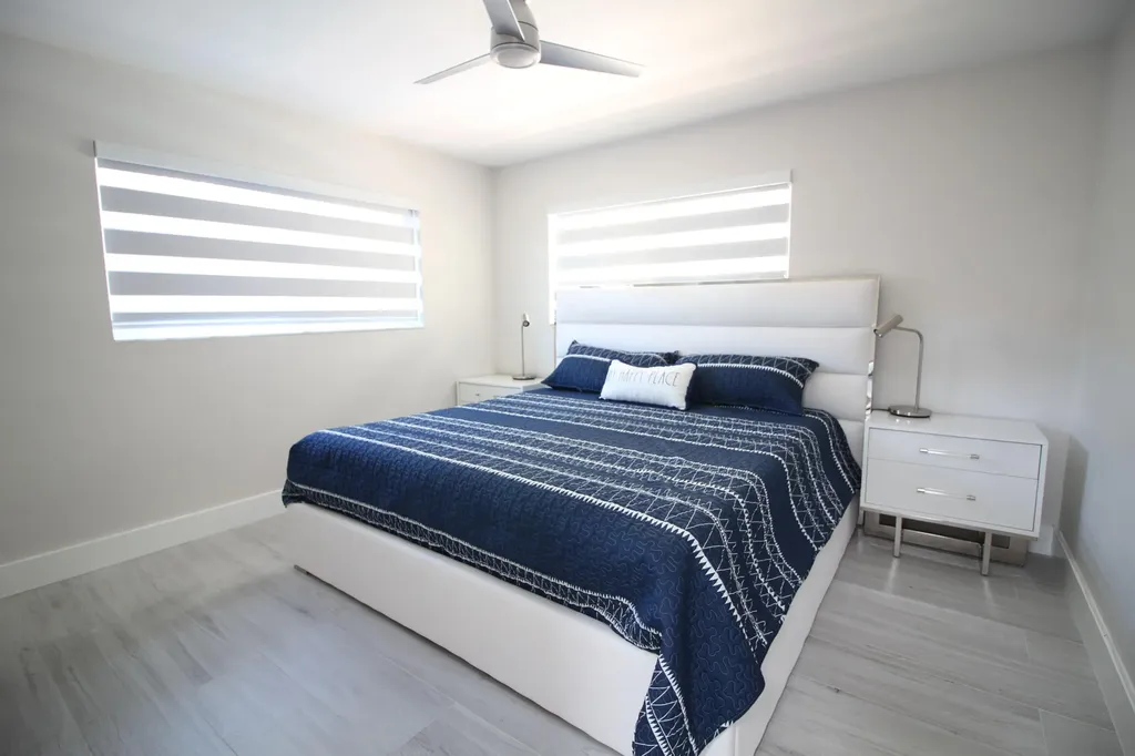 2548 SE 14th Street E Pompano Beach FL 33062
