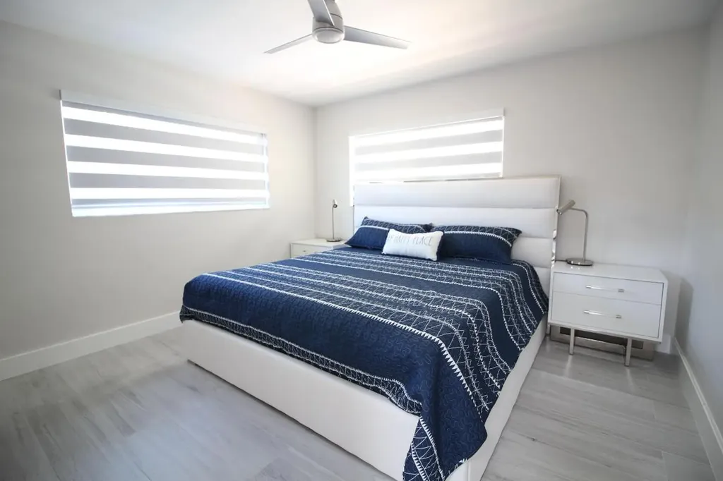 2548 SE 14th Street E Pompano Beach FL 33062