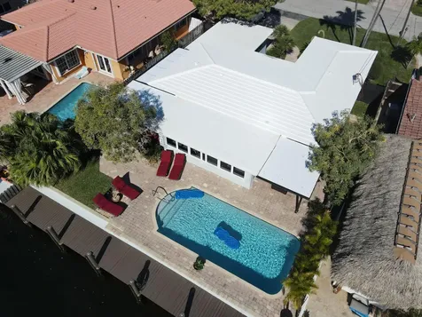 2548 SE 14th Street E Pompano Beach FL 33062