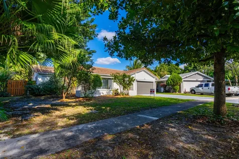 9811 NW 26th Court Coral Springs FL 33065
