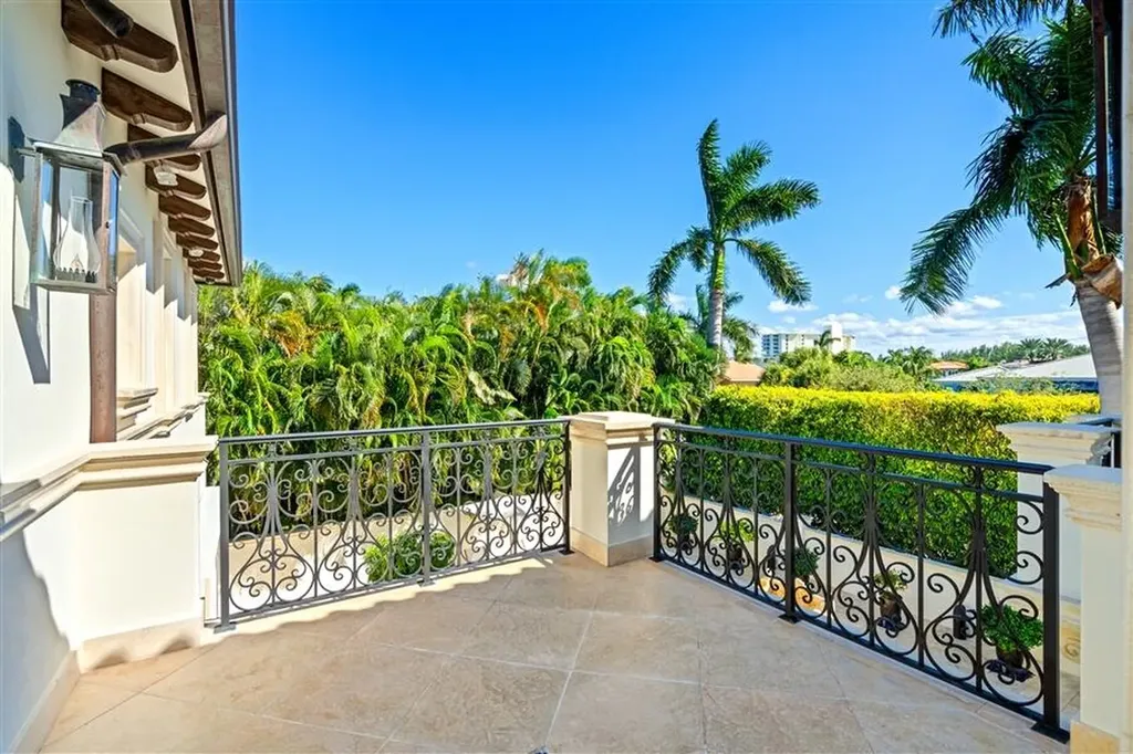 1033 Seasage Drive Delray Beach FL 33483