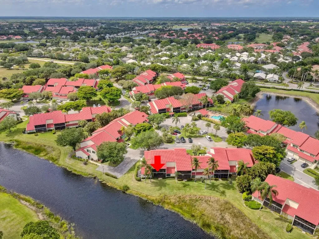 6 Lexington Lane E Palm Beach Gardens FL 33418