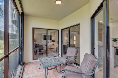 6 Lexington Lane E Palm Beach Gardens FL 33418