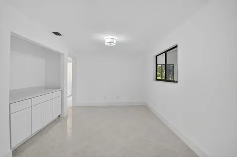 29 Fawlkland Circle Boynton Beach FL 33426