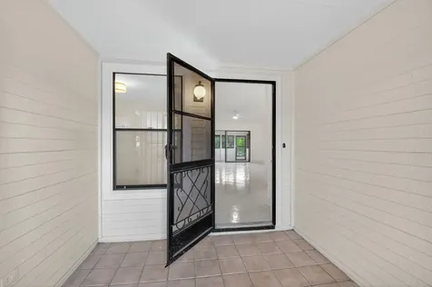 29 Fawlkland Circle Boynton Beach FL 33426