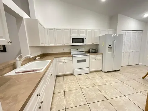 5570 Royal Lake Circle Boynton Beach FL 33437