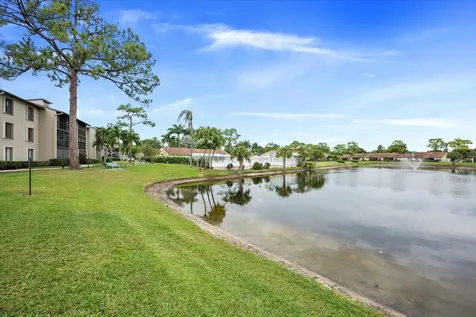 708 Sunny Pine Way Greenacres FL 33415
