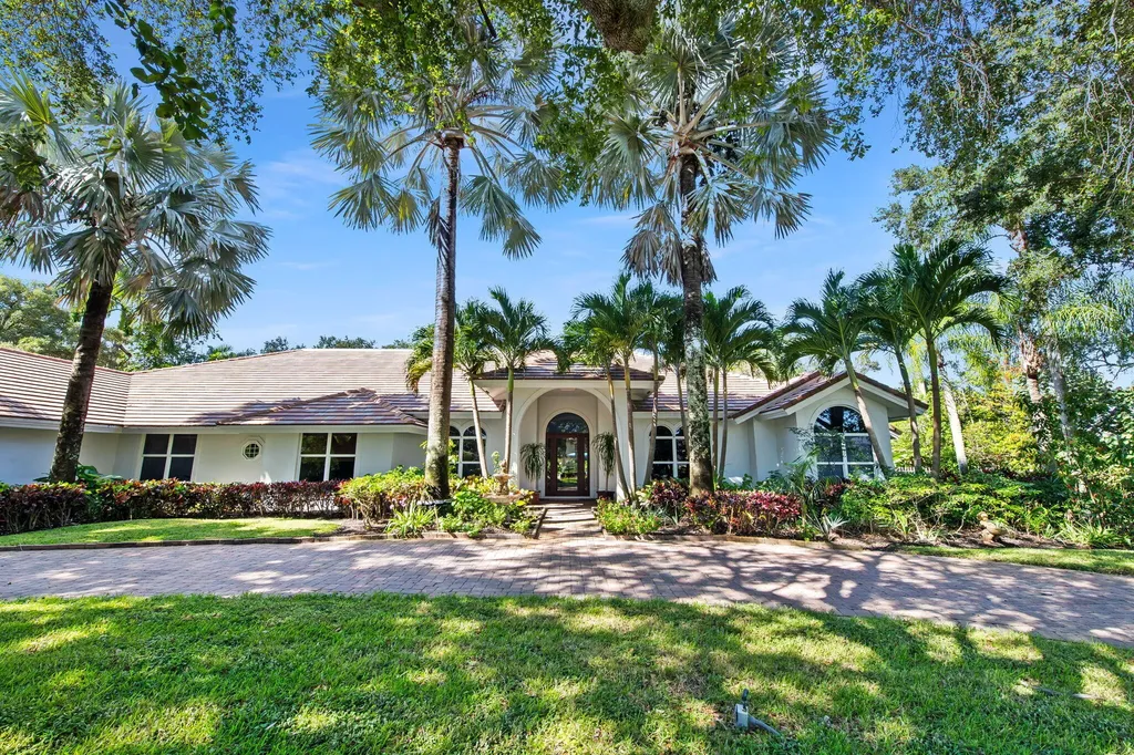 17888 Fieldbrook Circle W Boca Raton FL 33496