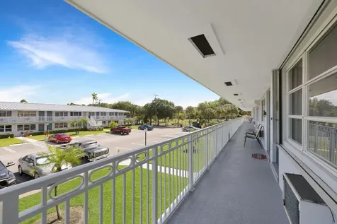 2542 S Federal Highway Boynton Beach FL 33435