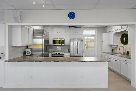 2542 S Federal Highway Boynton Beach FL 33435