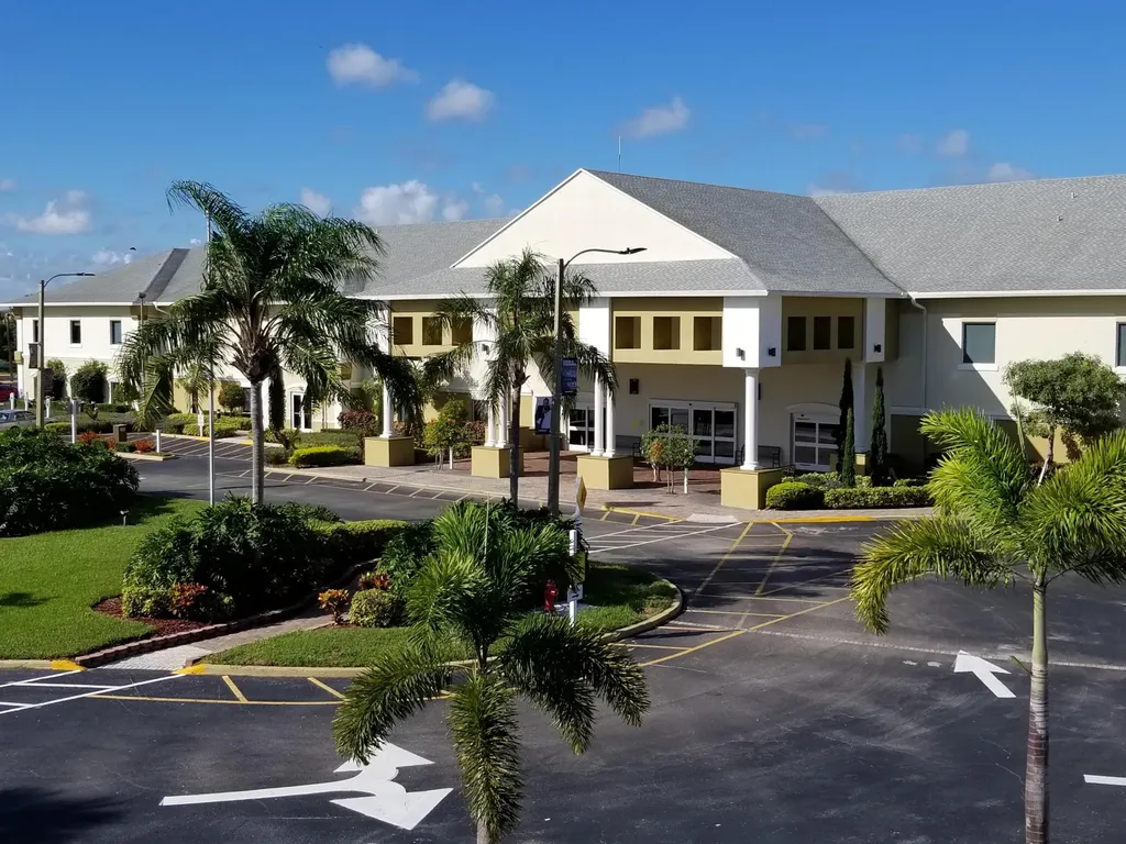 89 Canterbury D West Palm Beach FL 33417