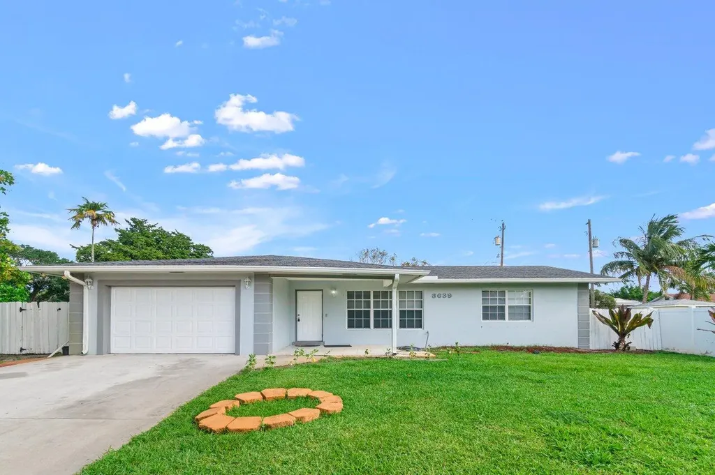 3639 Harlowe Avenue Boynton Beach FL 33436