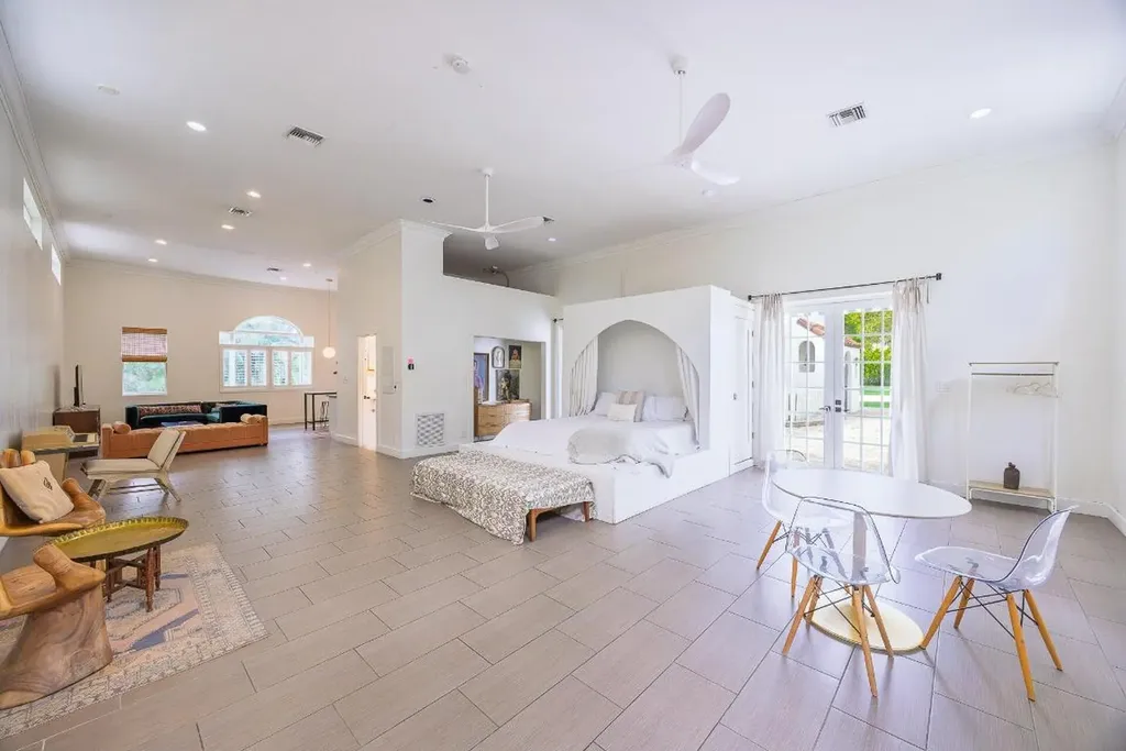 717 Forest Hill Boulevard West Palm Beach FL 33405