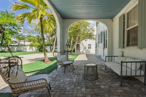 717 Forest Hill Boulevard West Palm Beach FL 33405