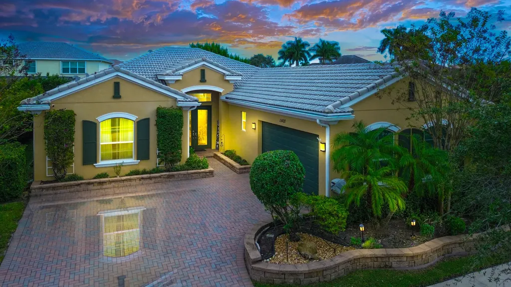 11400 SW Hillcrest Circle Port St Lucie FL 34987