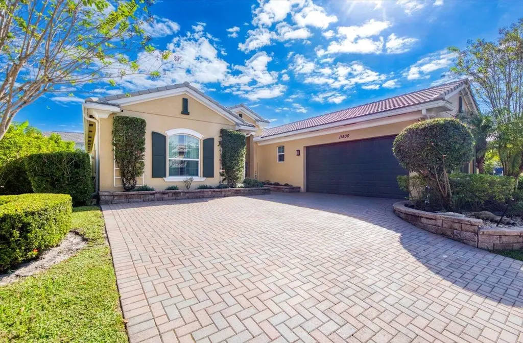 11400 SW Hillcrest Circle Port St Lucie FL 34987