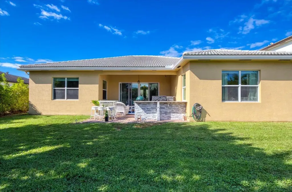 11400 SW Hillcrest Circle Port St Lucie FL 34987