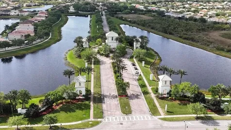 11400 SW Hillcrest Circle Port St Lucie FL 34987