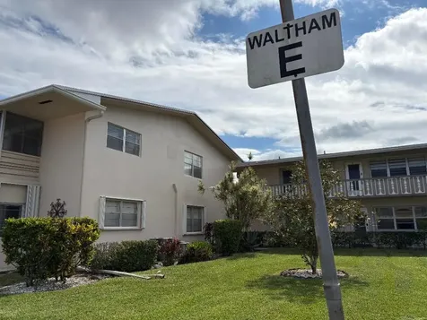 113 Waltham E West Palm Beach FL 33417