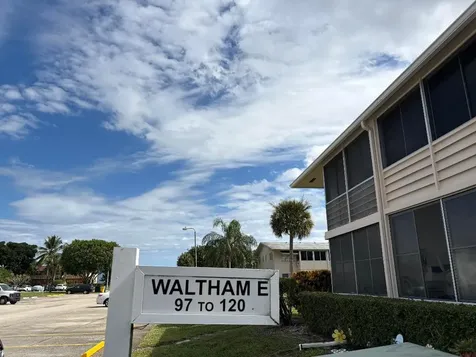 113 Waltham E West Palm Beach FL 33417