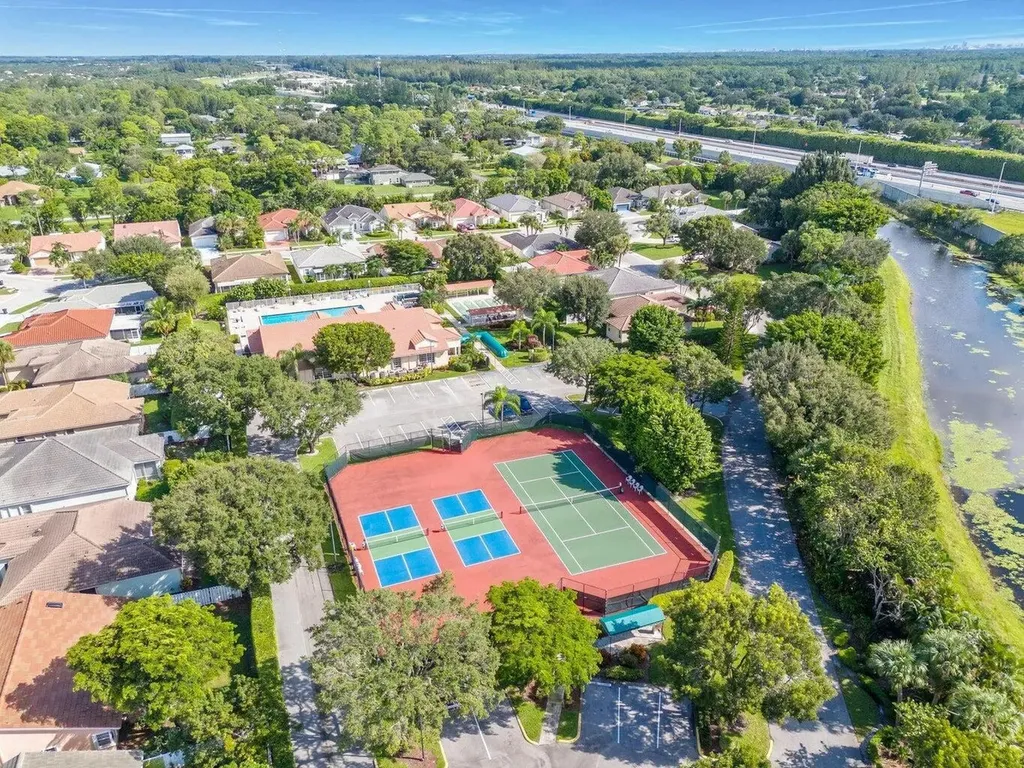 8261 Lake Cypress Road Lake Worth FL 33467