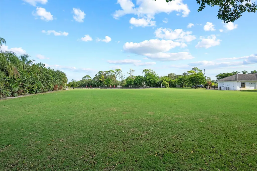 2388 King Terrace Wellington FL 33414