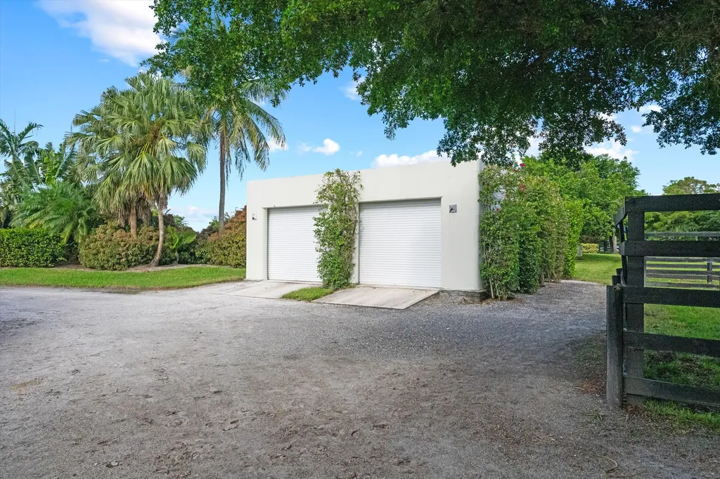 2388 King Terrace Wellington FL 33414
