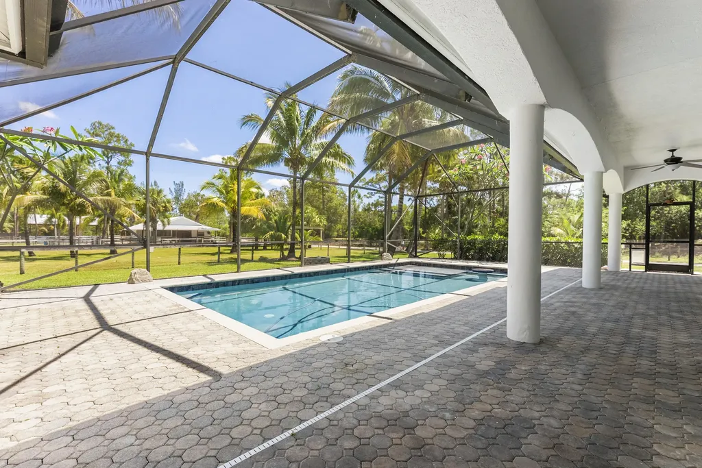 14819 Broken Arrow Place Palm Beach Gardens FL 33418