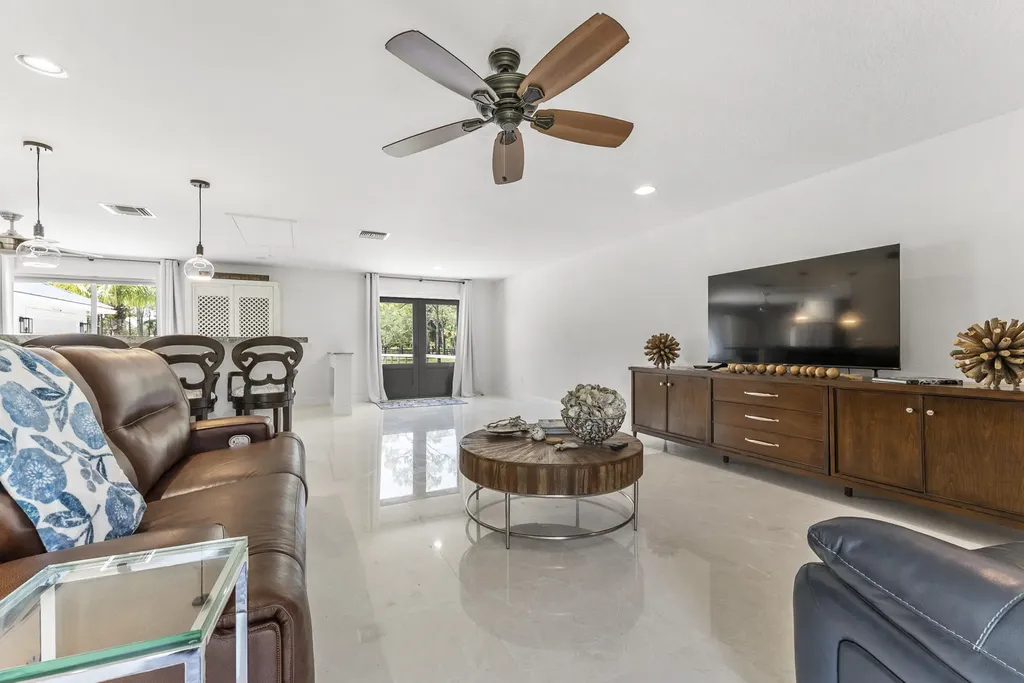 14819 Broken Arrow Place Palm Beach Gardens FL 33418
