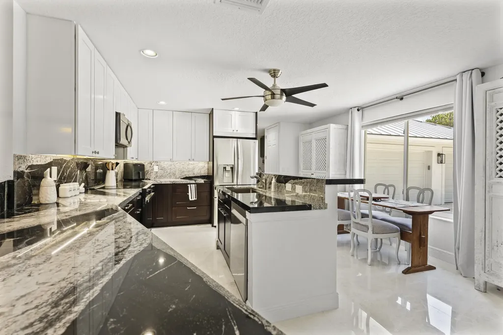14819 Broken Arrow Place Palm Beach Gardens FL 33418