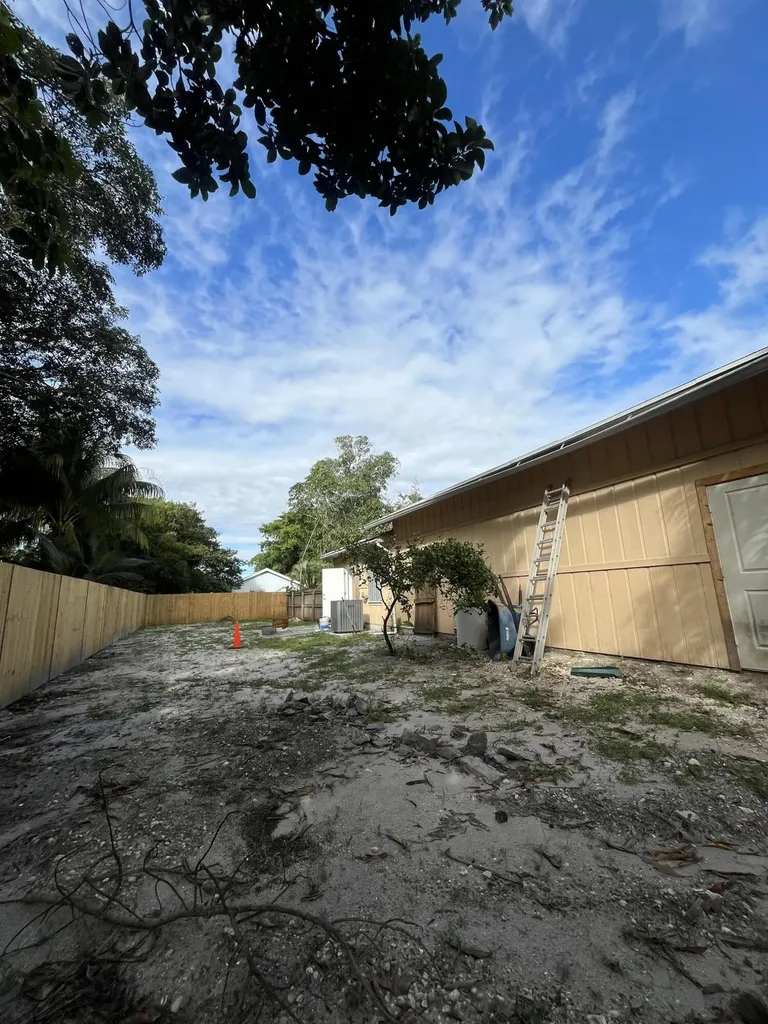 4588 Old Military Trail West Palm Beach FL 33417