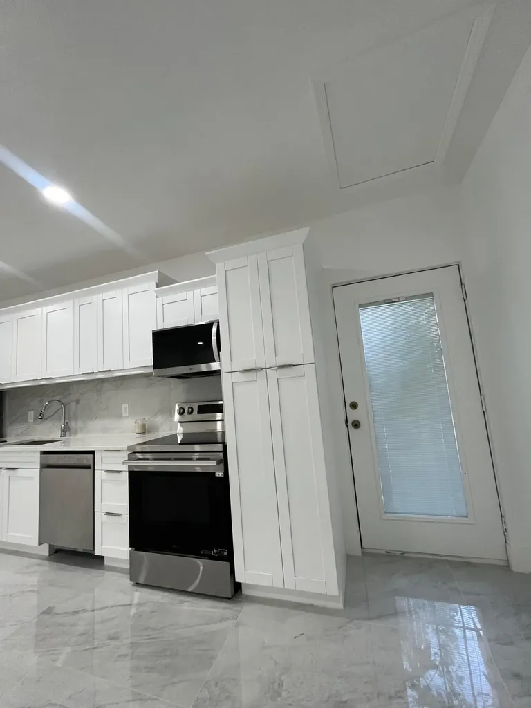 4588 Old Military Trail West Palm Beach FL 33417