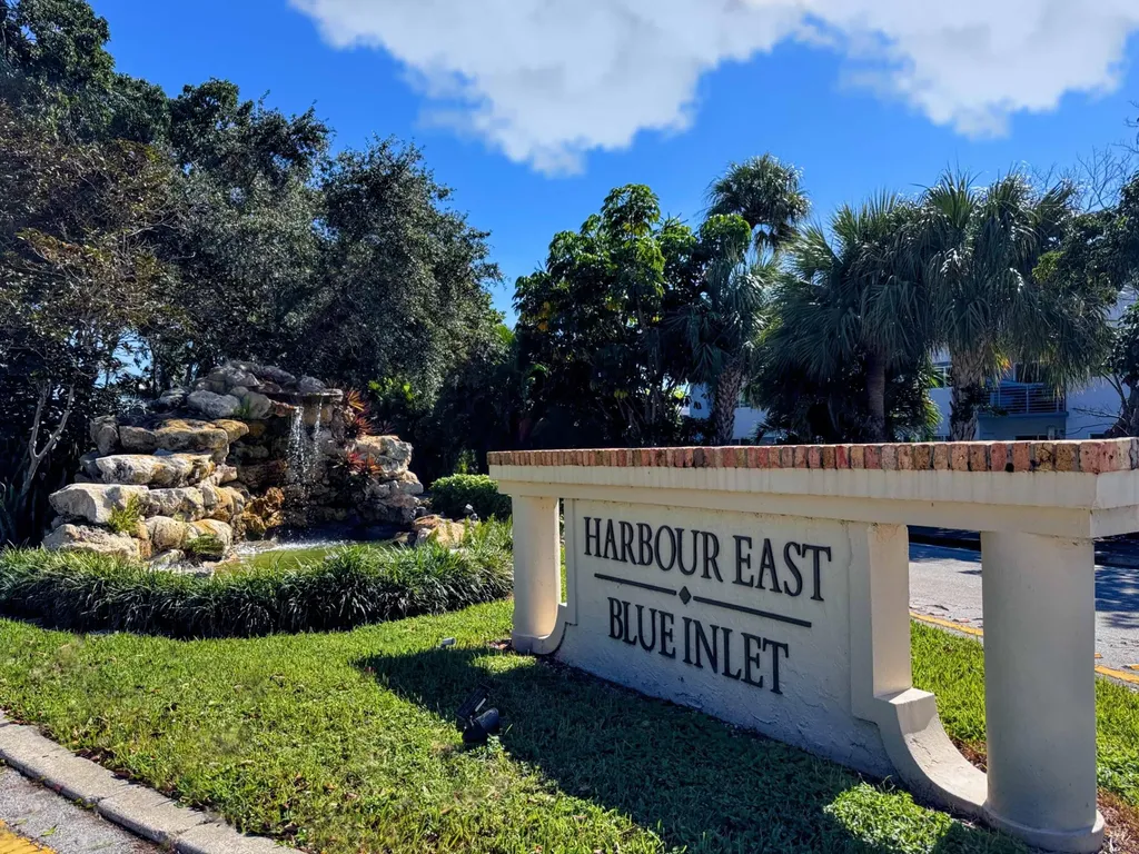 701 NE Harbour Terrace Boca Raton FL 33431